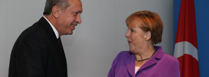 Dinleme krizinin gölgesindeki Erdoğan-Merkel görüşmesi !